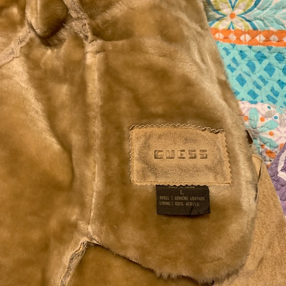 Guess - Picture 2 of 4